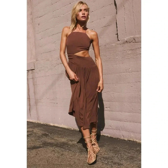 NWT Free People Suki Midi Dress Cut Out Halter Flowy Summer in Brown Large - Picture 1 of 15